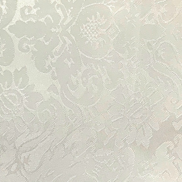 Holly Homes Table Runner Silky Damask Holiday Dressy White 13 in x 72 in - Picture 5 of 11